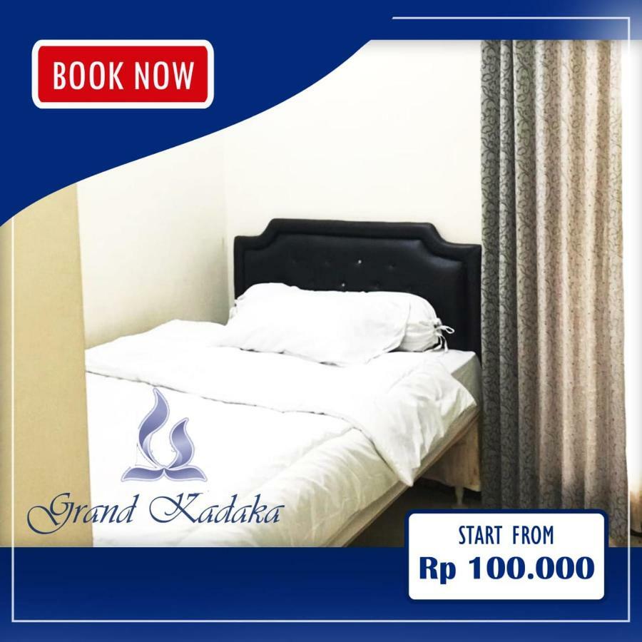 Grand Kadaka Hotel Malang Exterior photo